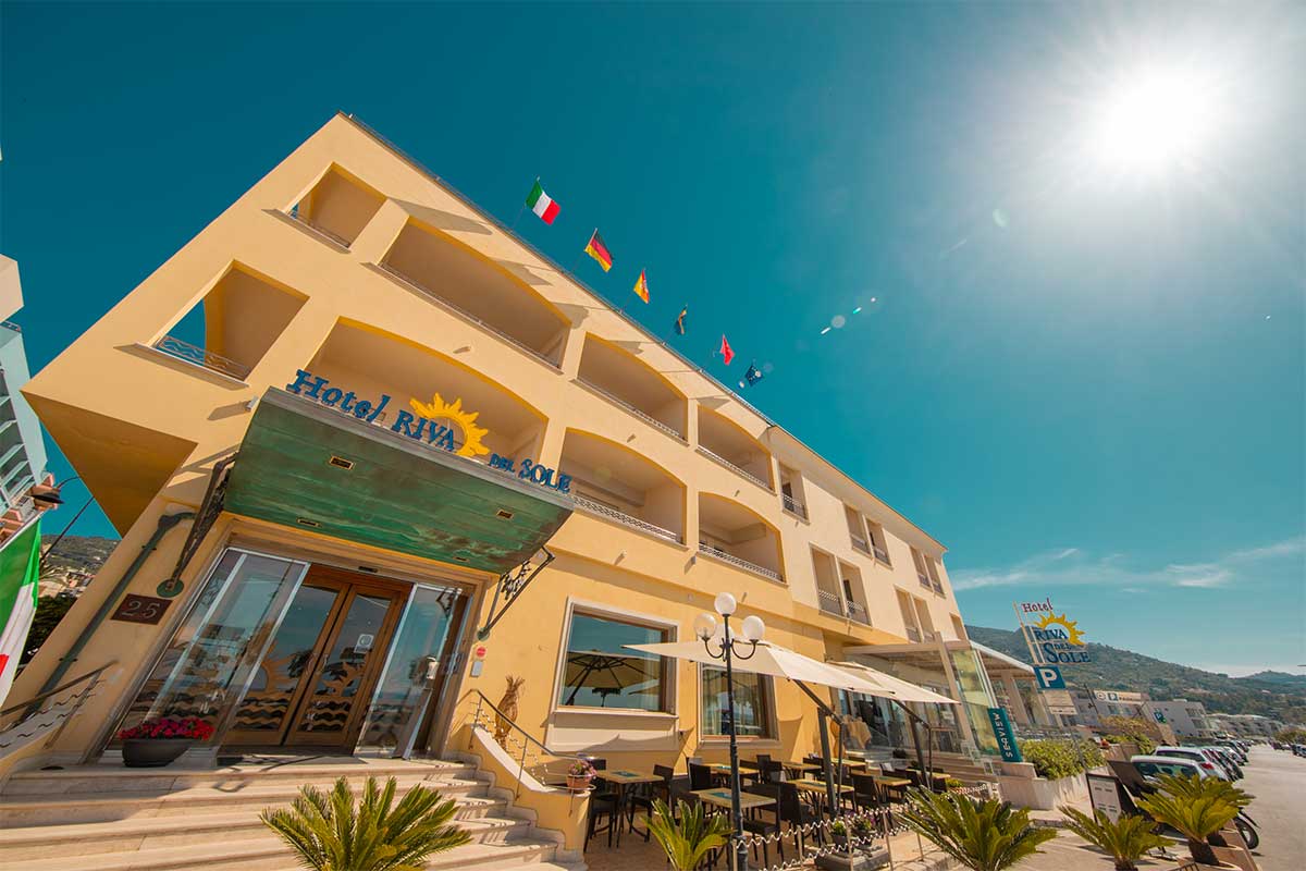 La Struttura - Hotel riva del Sole Cefalù